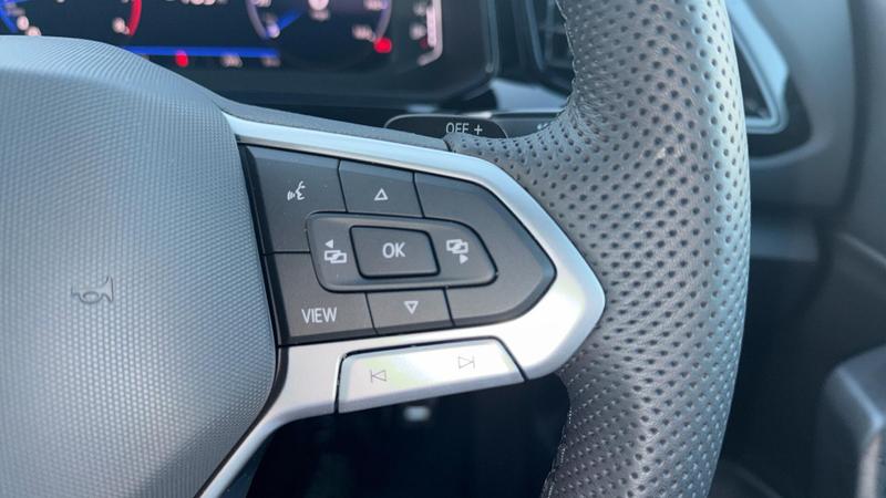 Used Volkswagen T-Roc 2025 for sale - 76782249: Photo 32