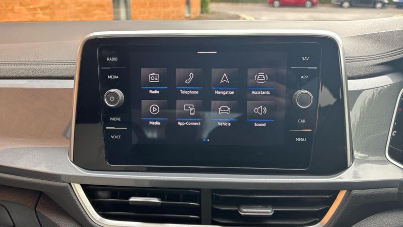 Used Volkswagen T-Roc 2022 for sale - 77088138: Photo 26