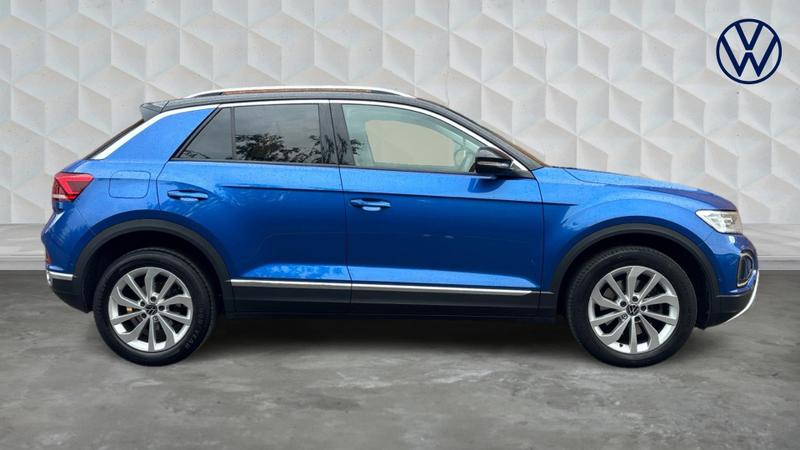 Used Volkswagen T-Roc 2022 for sale - 77088138: Photo 4