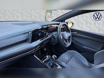 Used Volkswagen Golf 2024 for sale - 78239632: Photo