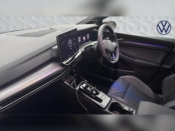 Used Volkswagen Golf 2025 for sale - 77095710: Photo