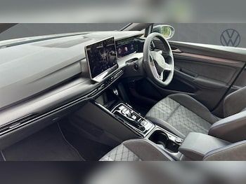 Used Volkswagen Golf 2025 for sale - 75446232: Photo