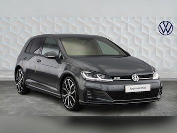 Used Volkswagen Golf 2018 for sale - 78553103: Photo