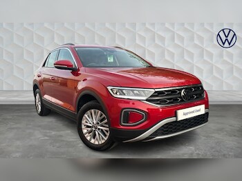 Used Volkswagen T-Roc 2024 for sale - 78486180: Photo