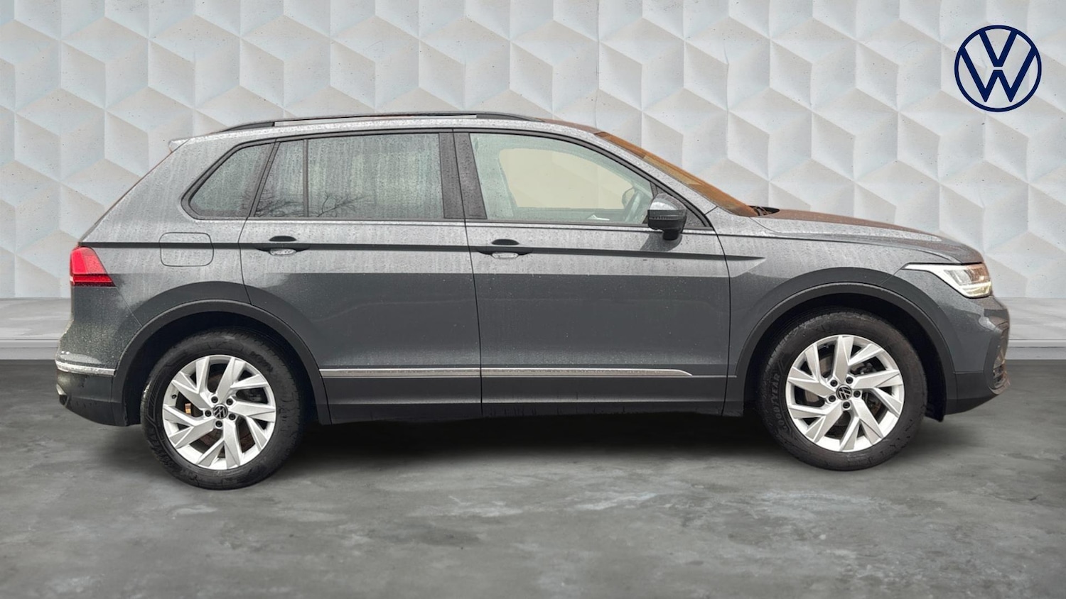 Used Volkswagen Tiguan 2021 for sale - 77506458: Photo 4