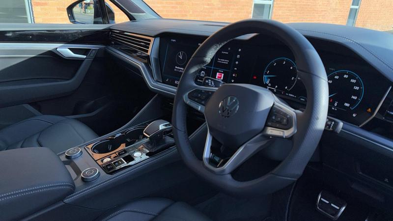 Used Volkswagen Touareg 2025 for sale - 76146721: Photo 6