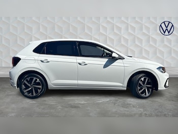 Used Volkswagen Polo 2024 for sale - 79025176: Photo