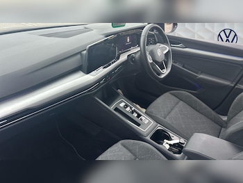 Used Volkswagen Golf 2024 for sale - 77781932: Photo