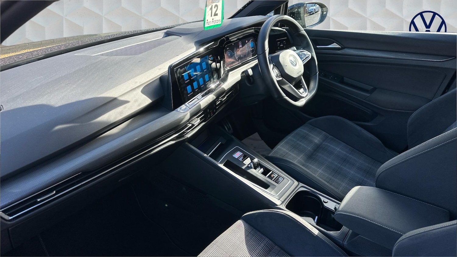 Used Volkswagen Golf 2021 for sale - 77602381: Photo 2