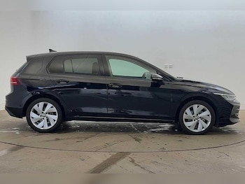 Used Volkswagen Golf 2024 for sale - 76290384: Photo 4