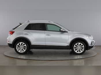 Used Volkswagen T-Roc 2025 for sale - 79611306: Photo