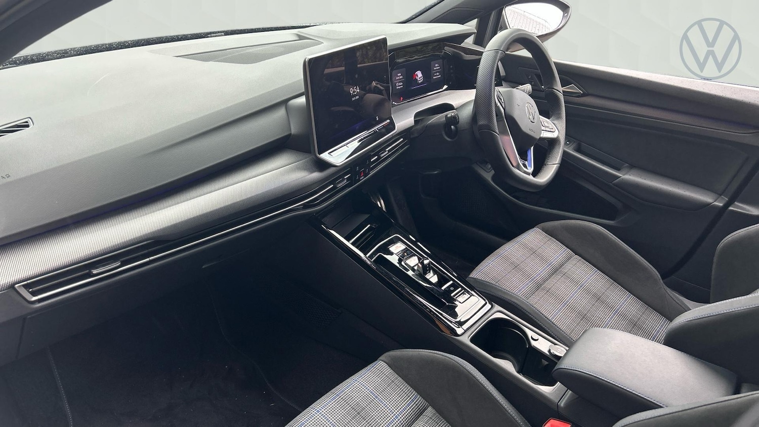 Used Volkswagen Golf 2025 for sale - 77506290: Photo 2