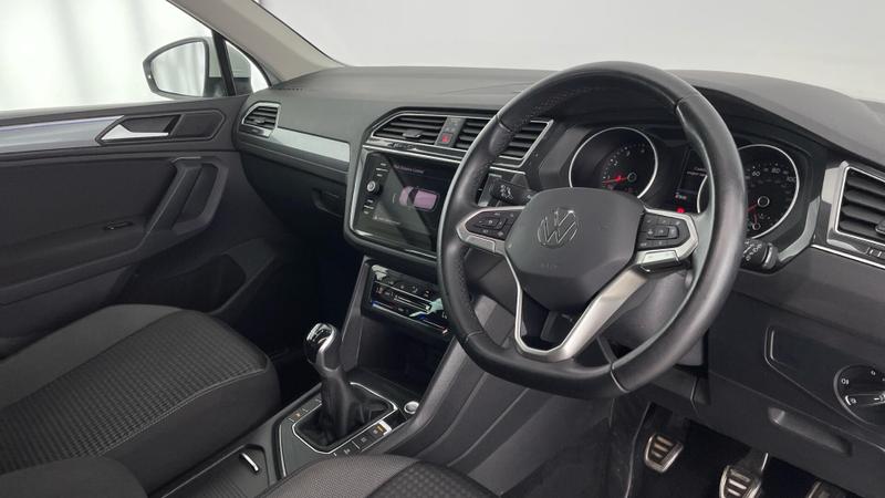Used Volkswagen Tiguan 2022 for sale - 76433855: Photo 6