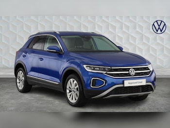 Used Volkswagen T-Roc 2025 for sale - 79025160: Photo