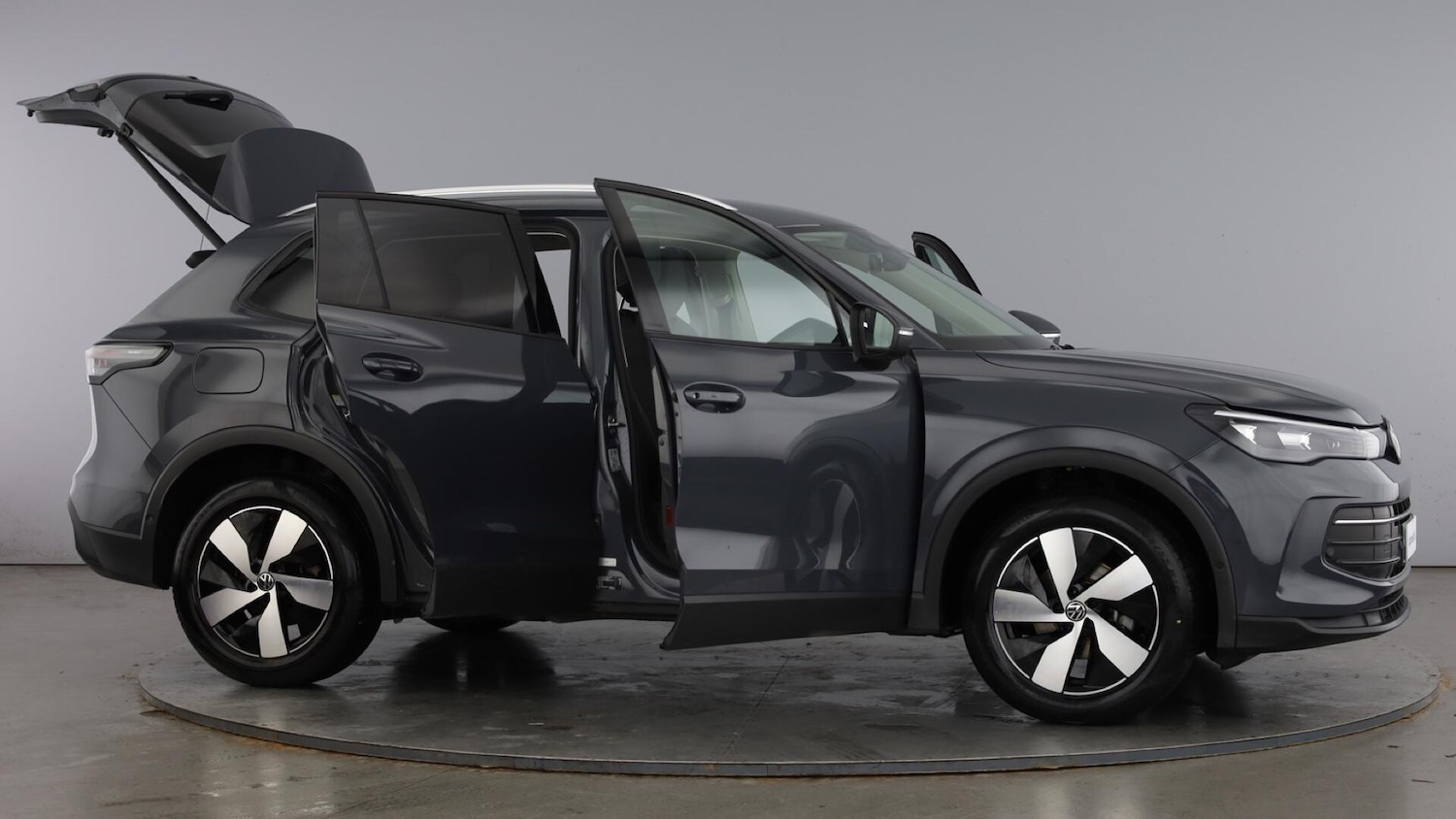 Used Volkswagen Tiguan 2024 for sale - 77819183: Photo 10