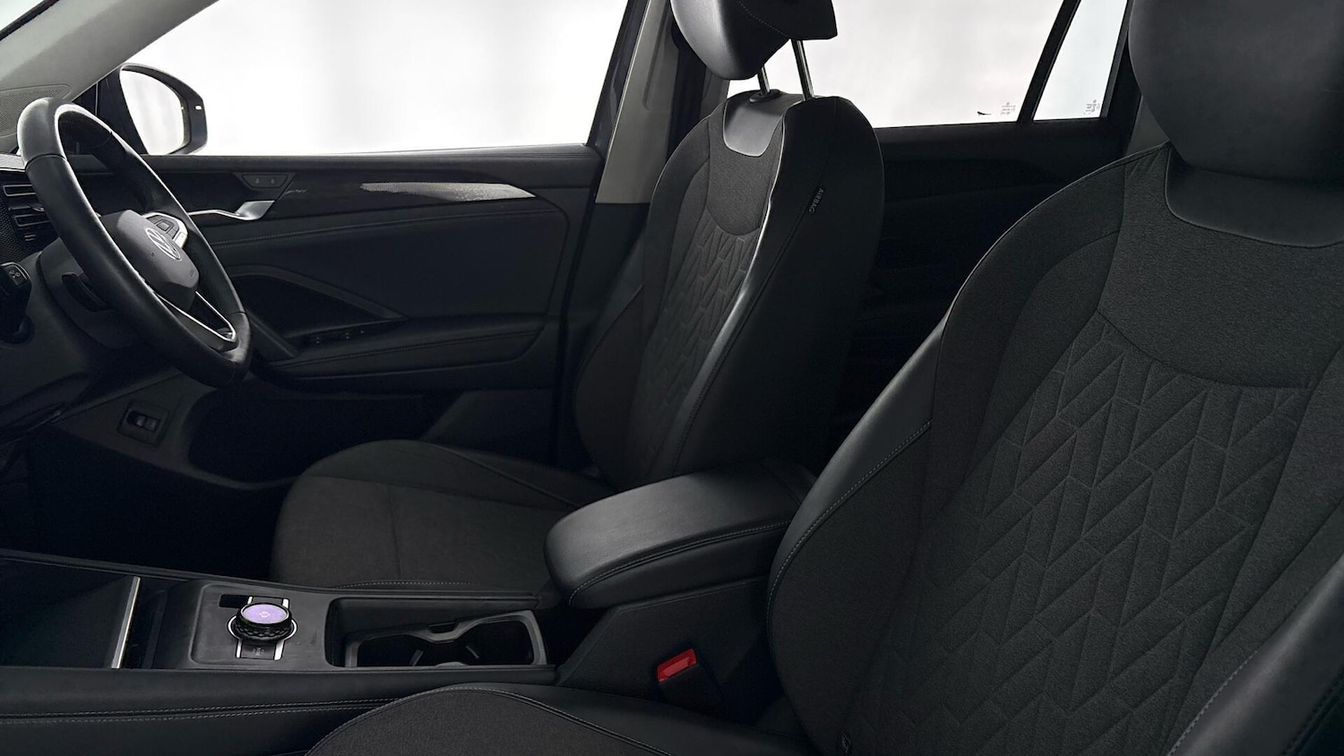 Used Volkswagen Tiguan 2024 for sale - 77819183: Photo 38