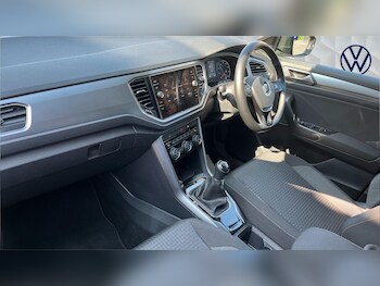 Used Volkswagen T-Roc 2021 for sale - 79179924: Photo