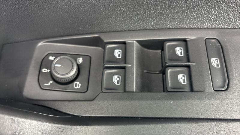 Used Volkswagen T-Cross 2024 for sale - 76684990: Photo 19