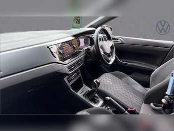 Used Volkswagen Polo 2023 for sale - 76703045: Photo