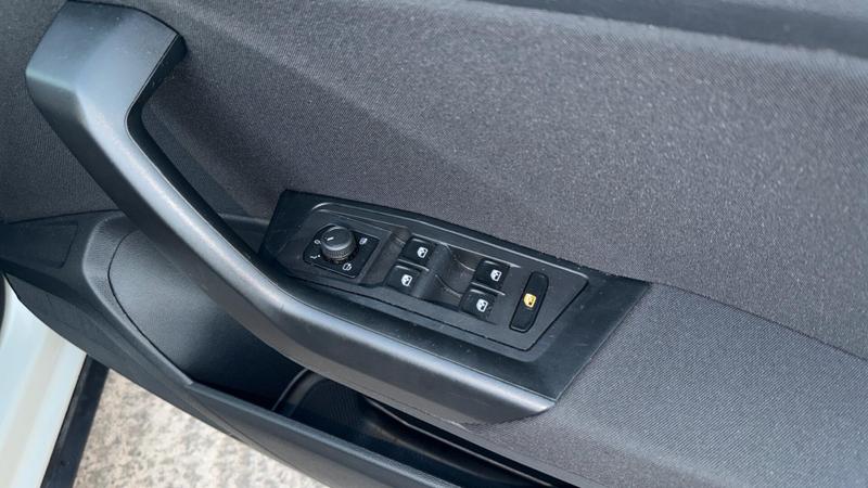 Used Volkswagen T-Roc 2023 for sale - 76382190: Photo 22