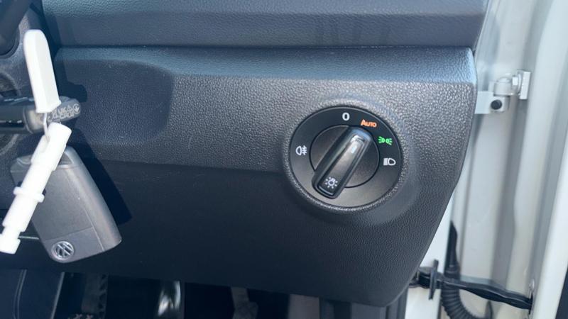 Used Volkswagen T-Roc 2023 for sale - 76382190: Photo 24