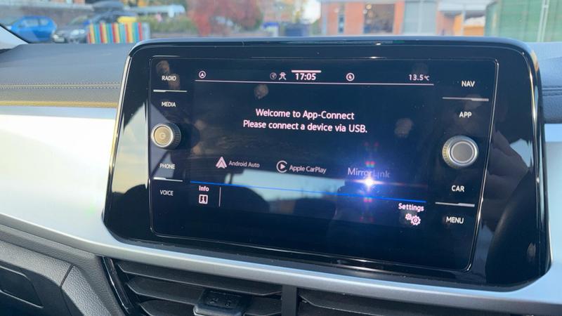 Used Volkswagen T-Roc 2023 for sale - 76382190: Photo 29