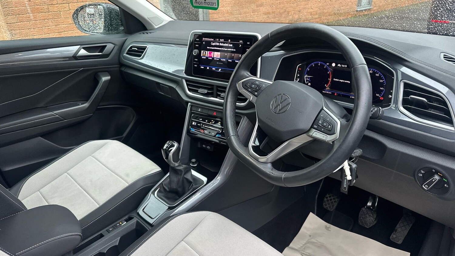 Used Volkswagen T-Roc 2022 for sale - 77506289: Photo 6