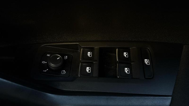 Used Volkswagen Polo 2022 for sale - 77088190: Photo 38