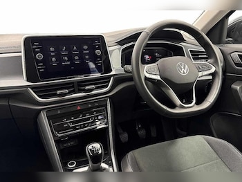 Used Volkswagen T-Roc 2025 for sale - 77462417: Photo