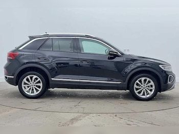 Used Volkswagen T-Roc 2025 for sale - 77462417: Photo
