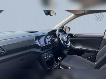 Used Volkswagen T-Cross 2019 for sale - 78081170: Photo