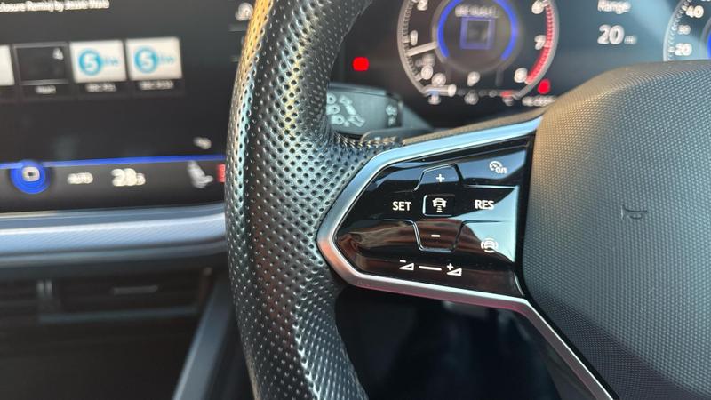 Used Volkswagen Touareg 2020 for sale - 77088200: Photo 25