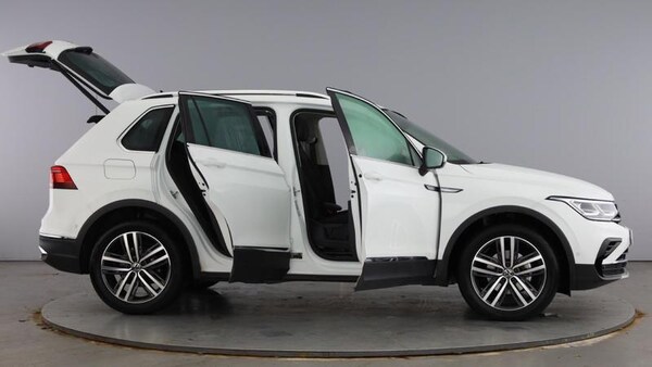 Used Volkswagen Tiguan 2023 for sale - 76008639: Photo 10