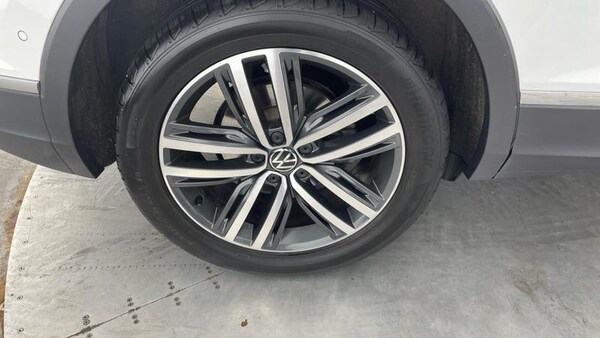 Used Volkswagen Tiguan 2023 for sale - 76008639: Photo 28