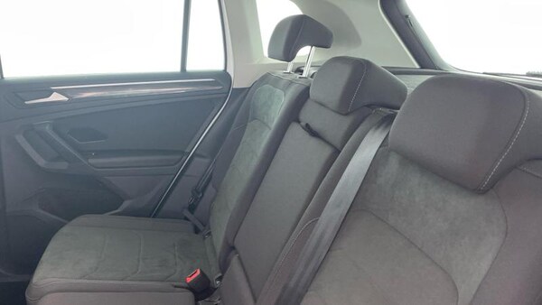 Used Volkswagen Tiguan 2023 for sale - 76008639: Photo 37