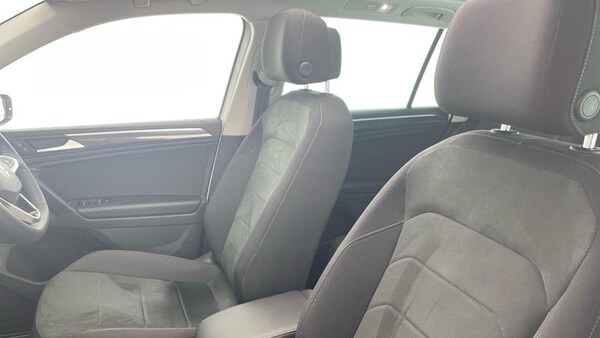 Used Volkswagen Tiguan 2023 for sale - 76008639: Photo 38