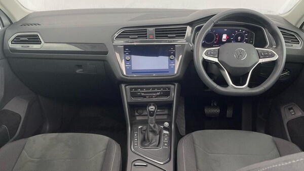 Used Volkswagen Tiguan 2023 for sale - 76008639: Photo 8