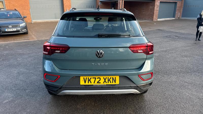 Used Volkswagen T-Roc 2023 for sale - 76603527: Photo 14
