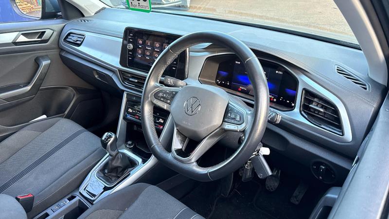Used Volkswagen T-Roc 2023 for sale - 76603527: Photo 6