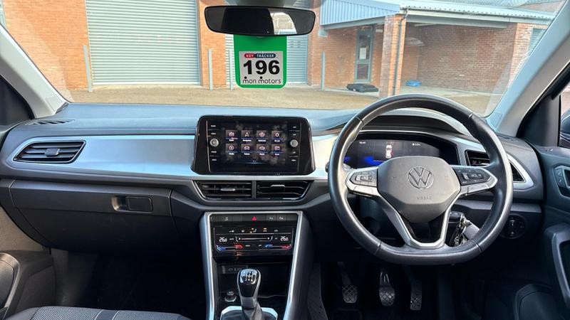Used Volkswagen T-Roc 2023 for sale - 76603527: Photo 8