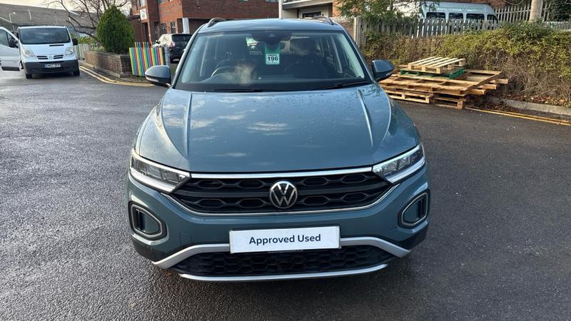 Used Volkswagen T-Roc 2023 for sale - 76603527: Photo 9