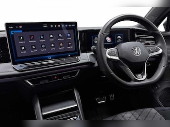 Used Volkswagen Tiguan 2025 for sale - 77407000: Photo