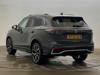 Used Volkswagen Tiguan 2025 for sale - 77407000: Photo