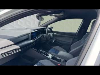 Used Volkswagen Golf 2023 for sale - 74785306: Photo