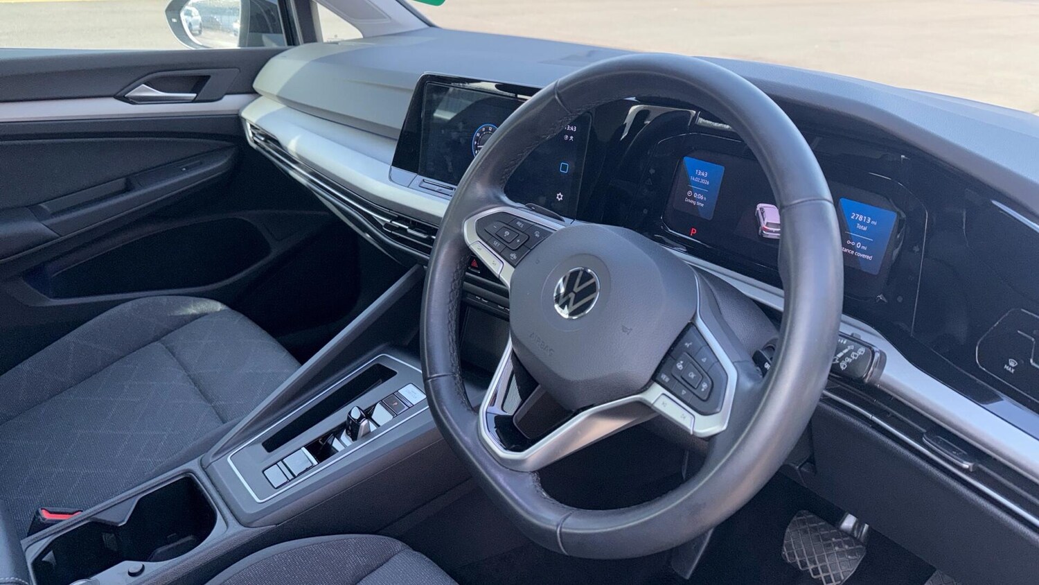 Used Volkswagen Golf 2023 for sale - 77602322: Photo 6