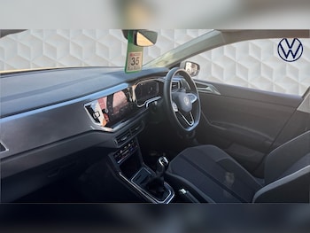 Used Volkswagen Polo 2024 for sale - 78633691: Photo