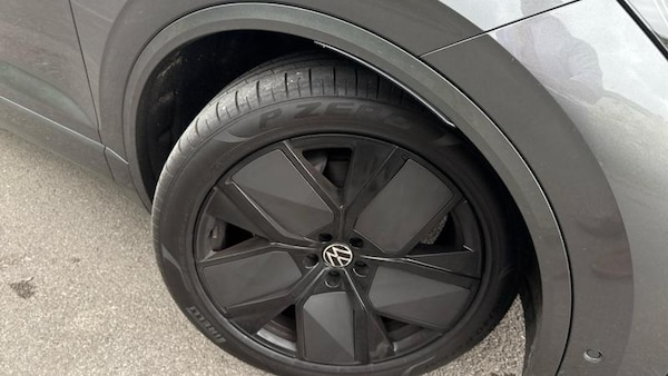 Used Volkswagen Touareg 2025 for sale - 74232296: Photo 11