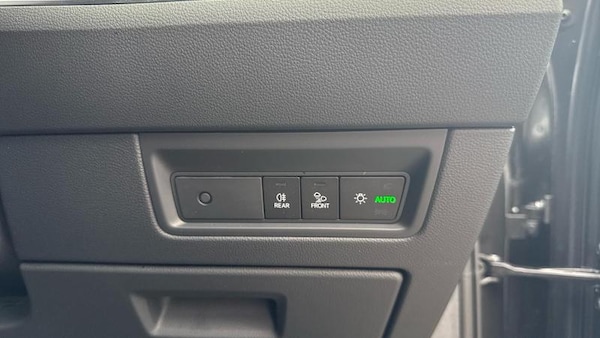 Used Volkswagen Touareg 2025 for sale - 74232296: Photo 28