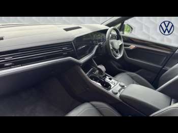 Used Volkswagen Touareg 2025 for sale - 74232296: Photo