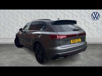 Used Volkswagen Touareg 2025 for sale - 74232296: Photo